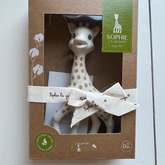 Sophie the Giraffe baby teether - Picture 2 of 3